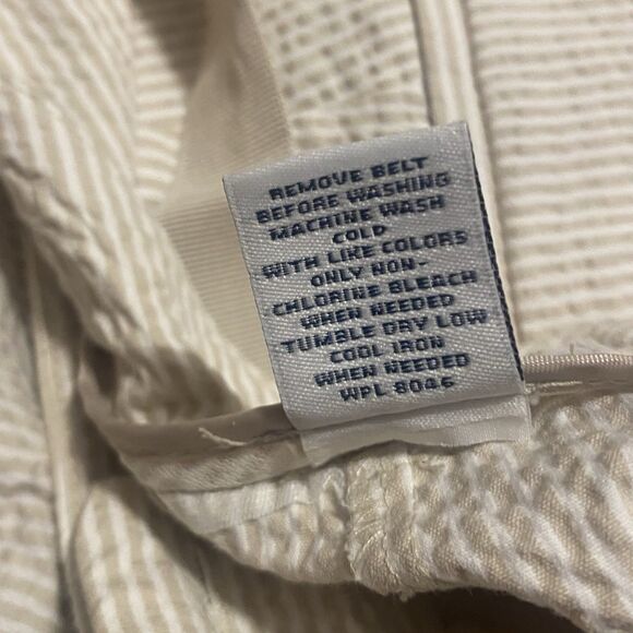 Macy's Charter Club Seersucker Beige Shorts 14 Stretch Tummy Control Stripe NWT - Picture 9 of 10